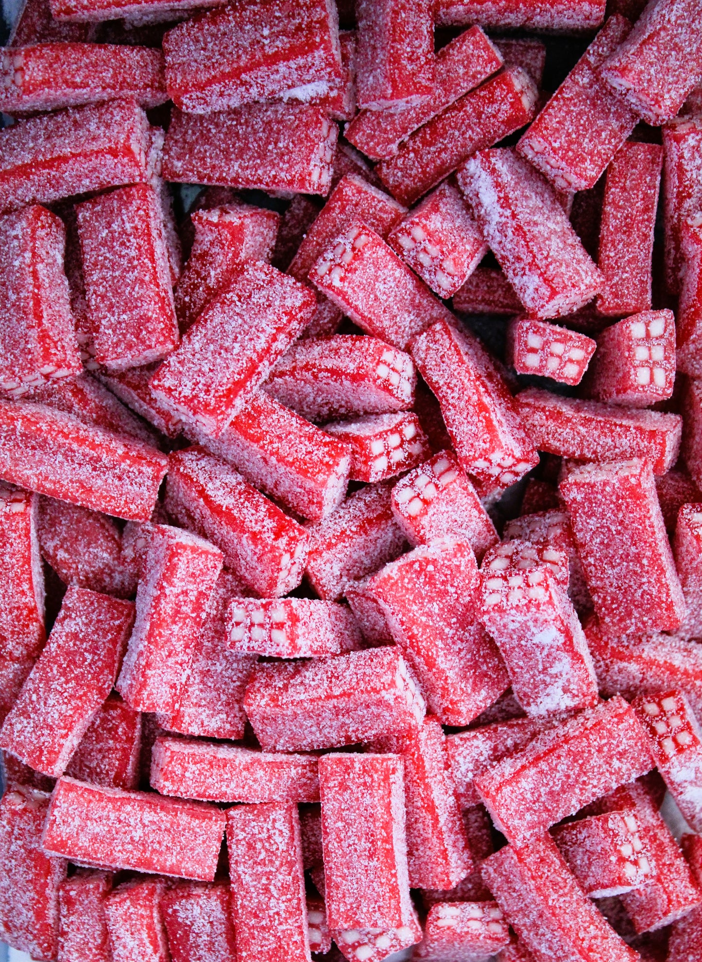 Damel Sour Strawberry Bricks-100g