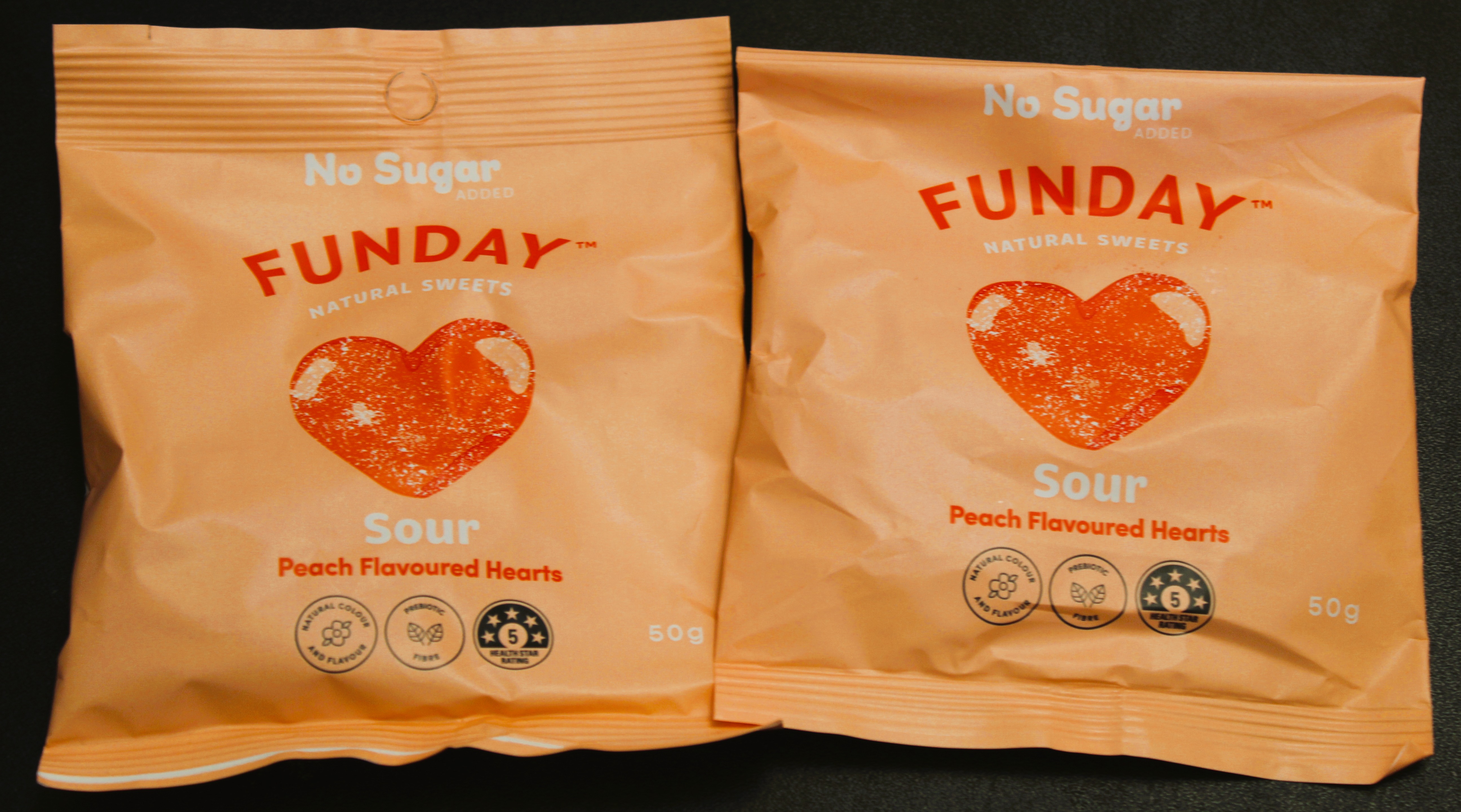 Funday Sour Peach Hearts 50g