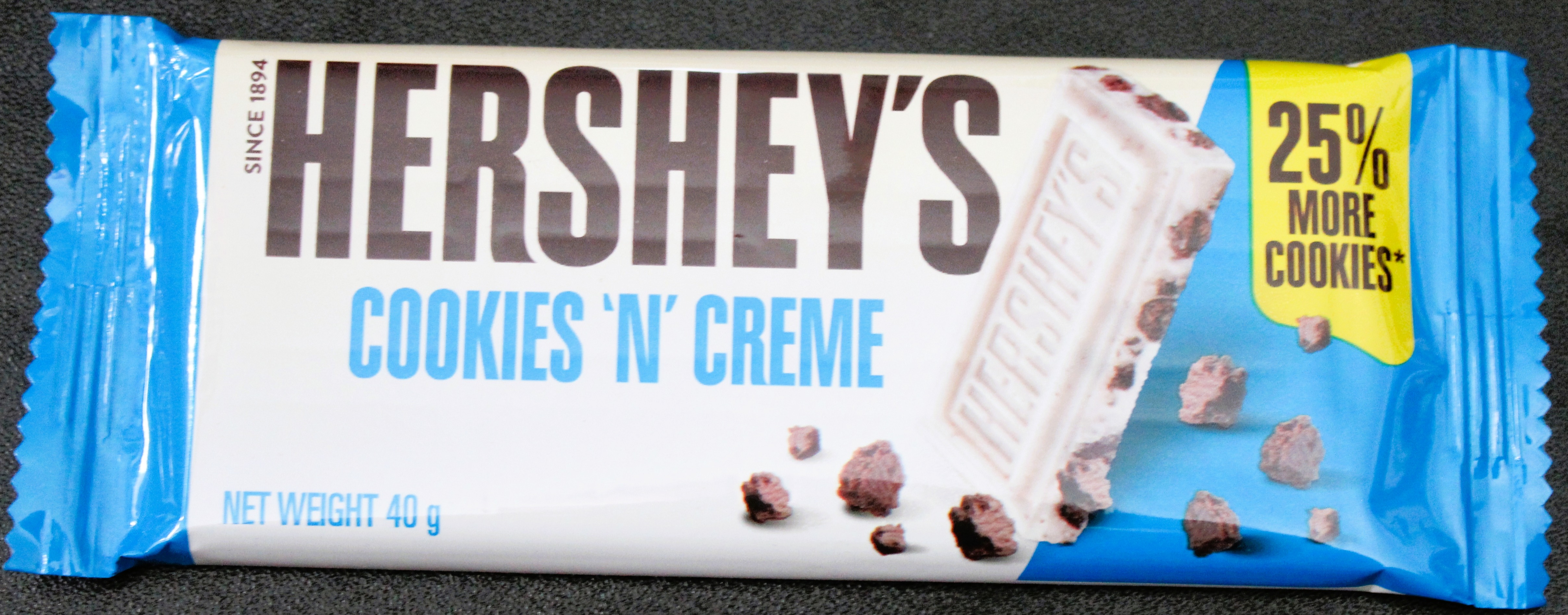 Hershey's Cookies N Creme Bar 43g
